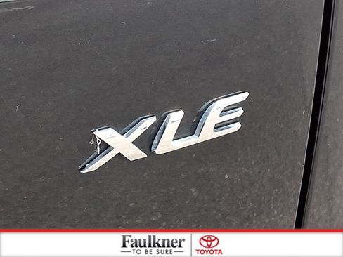 Certified 2025 Toyota Corolla Cross XLE FWD image 31