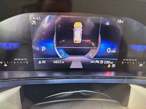 Used 2024 Volkswagen Taos SE FWD image 6