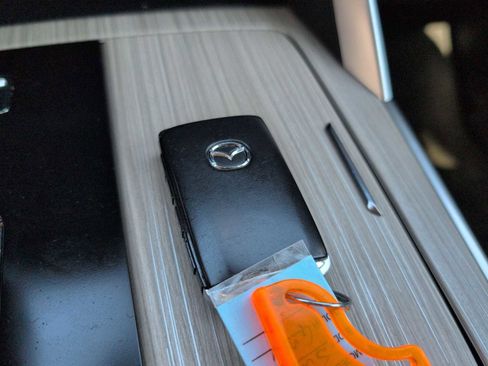 Used 2024 MAZDA CX-90 Plug-In Hybrid w/ Preferred image 32