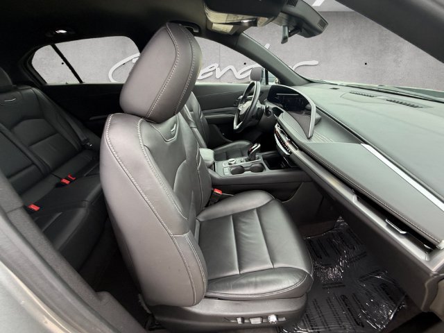 Used 2024 Cadillac XT4 Premium Luxury FWD image 24