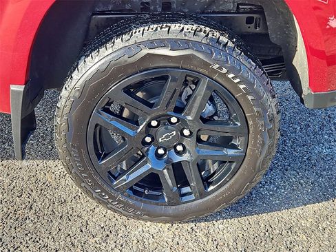 Certified 2025 Chevrolet Colorado Z71 w/ Z71 Convenience Package 2 image 8