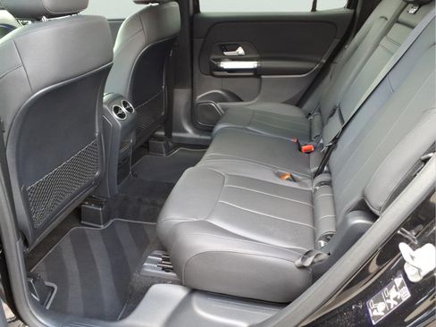 Certified 2025 Mercedes-Benz GLB 250 4MATIC image 12