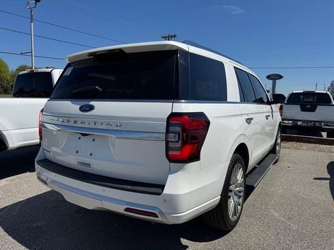 Used 2023 Ford Expedition Platinum image 6