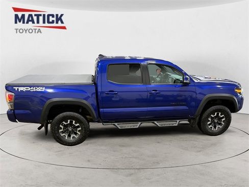 Used 2022 Toyota Tacoma TRD Off-Road w/ TRD Premium Off Road Package image 8