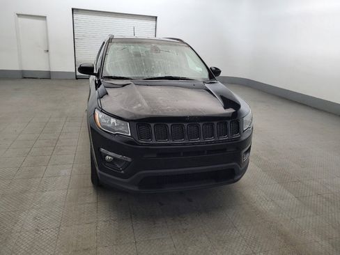 Used 2018 Jeep Compass Latitude w/ Popular Equipment Group AWD/4WD image 14