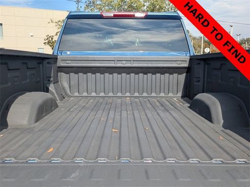 Certified 2025 Chevrolet Silverado 2500 Custom w/ Z71 Off-Road Package image 16