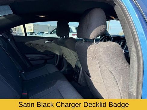 Used 2022 Dodge Charger SXT w/ Blacktop Package image 12