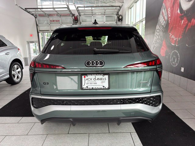Used 2026 Audi Q3 quattro 2.0T AWD/4WD image 3