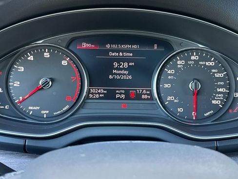 Used 2023 Audi Q5 2.0T Premium w/ Convenience Package AWD/4WD image 34