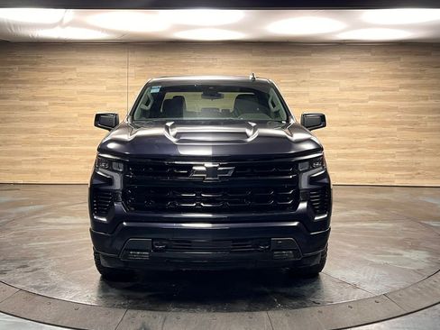 Used 2023 Chevrolet Silverado 1500 RST w/ Z71 Off-Road Package AWD/4WD image 17