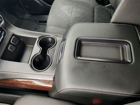 Used 2016 GMC Yukon SLE w/ Convenience Package image 20