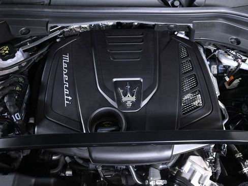 Used 2025 Maserati Grecale GT AWD/4WD image 24