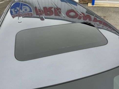 Used 2023 Honda Odyssey Elite image 9