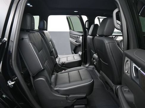 New 2026 Buick Enclave Avenir w/ Super Cruise Package FWD image 16