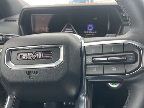 Used 2025 GMC Terrain Elevation image 18
