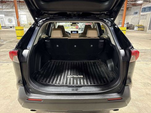Used 2019 Toyota RAV4 XLE Premium w/ Cold Weather Package image 11