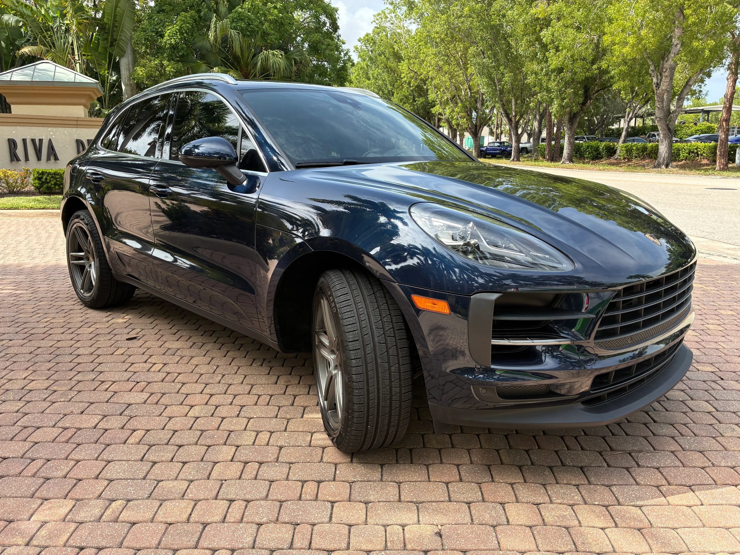 Used 2019 Porsche Macan S AWD/4WD image 6