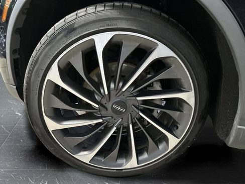 Used 2020 Lincoln Aviator Reserve w/ Equipment Group 202A image 39