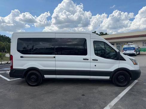 Used 2015 Ford Transit 350 XL RWD image 4