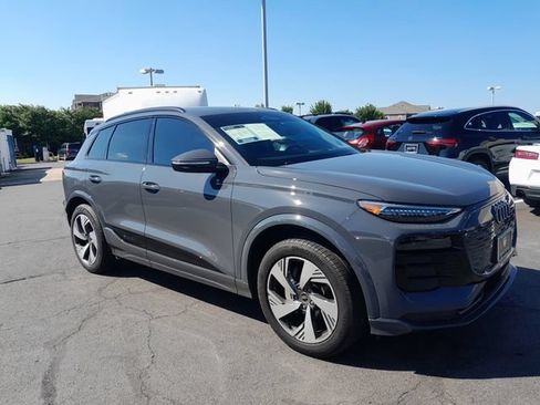 Used 2025 Audi Q6 e-tron Premium Plus w/ Premium Plus AWD/4WD image 1