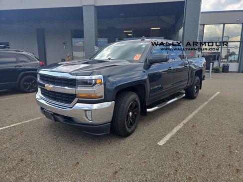 Used 2017 Chevrolet Silverado 1500 LT w/ All Star Edition AWD/4WD image 1