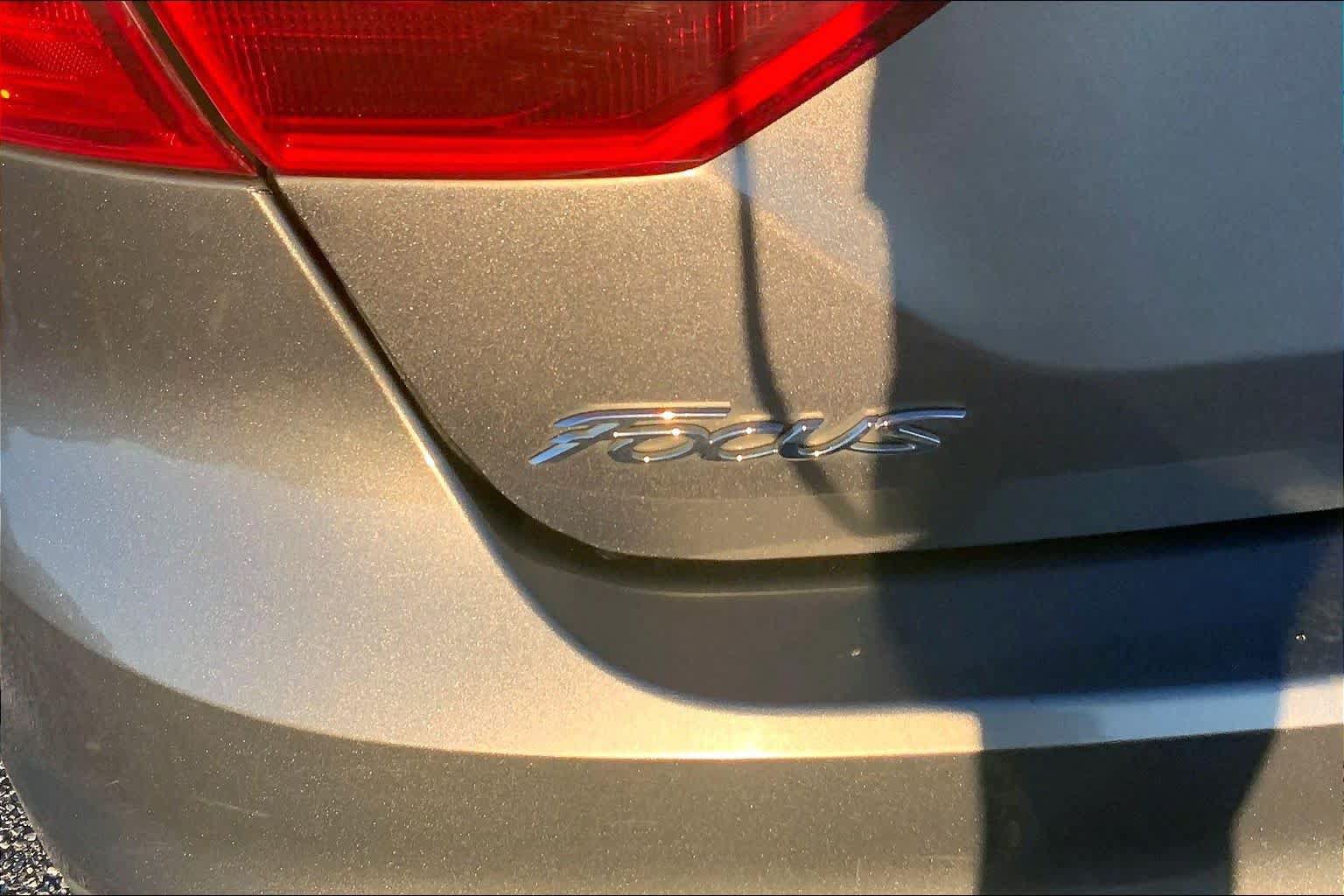 Used 2014 Ford Focus SE FWD image 29