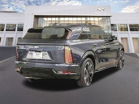 Used 2026 Cadillac Escalade IQ Sport 2 AWD/4WD image 4