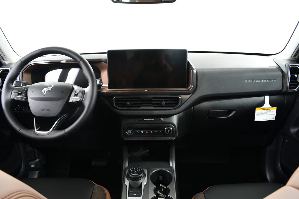 New 2026 Ford Bronco Sport Outer Banks w/ Outer Banks Tech Package+ AWD/4WD image 7