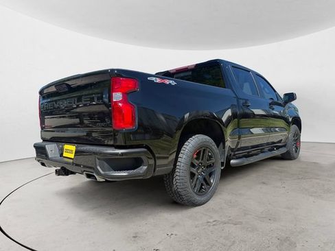 Used 2024 Chevrolet Silverado 1500 RST w/ Redline Edition AWD/4WD image 5
