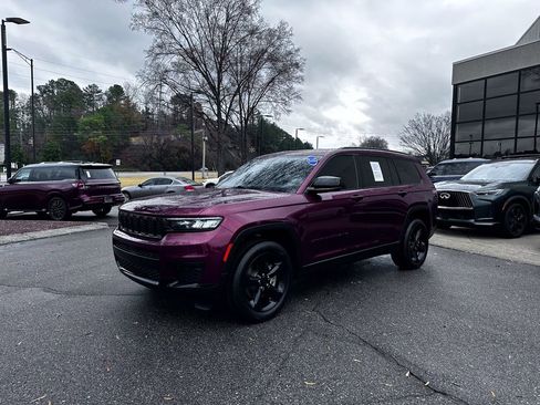 Used 2021 Jeep Grand Cherokee L Laredo image 5