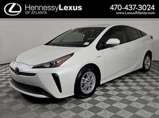 Used 2020 Toyota Prius LE video 1