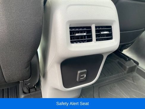 Certified 2023 GMC Terrain SLE w/ Driver Convenience Package FWD image 21