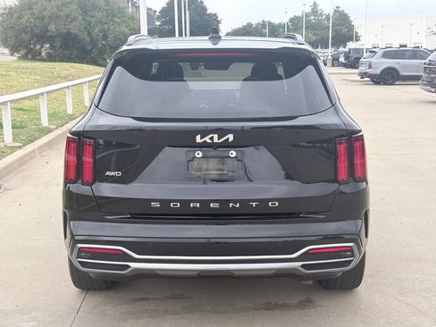 Used 2022 Kia Sorento SX AWD/4WD image 5