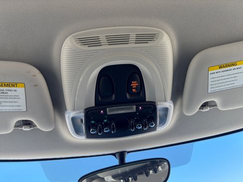Used 2015 MINI Cooper S FWD image 31