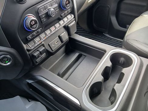 Used 2020 Chevrolet Silverado 1500 LTZ w/ LTZ Plus Package image 27