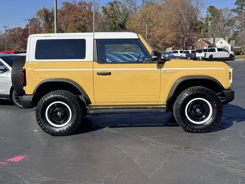 Used 2023 Ford Bronco Heritage Edition image 4