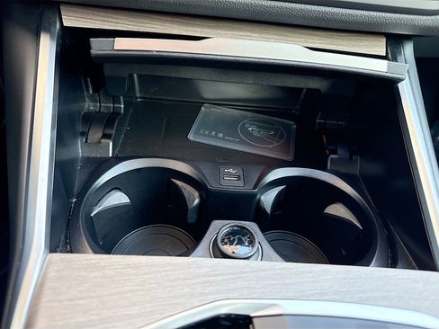 Used 2025 BMW 330i Sedan image 31