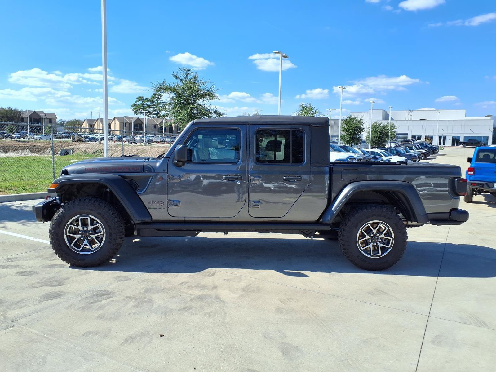 New 2026 Jeep Gladiator Mojave AWD/4WD image 8