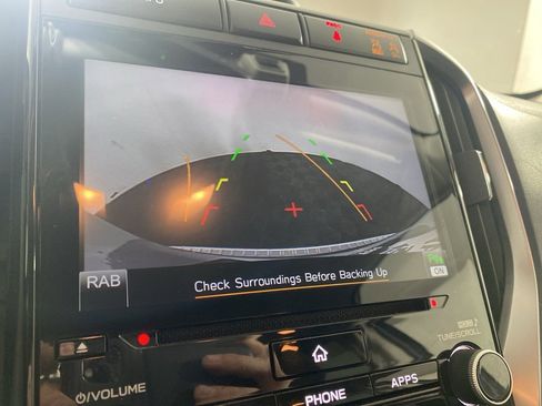 Used 2020 Subaru Ascent Premium w/ Convenience Package image 17