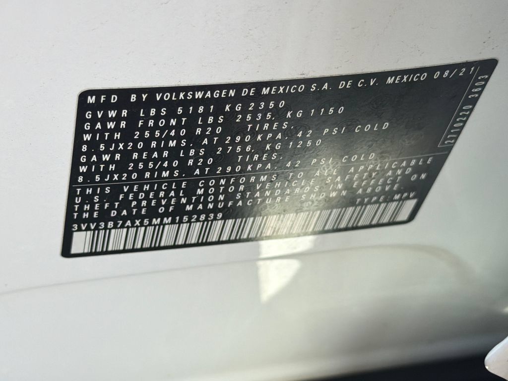 Used 2021 Volkswagen Tiguan SE R-Line FWD image 33