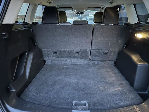 Used 2018 Ford Escape SE FWD image 27