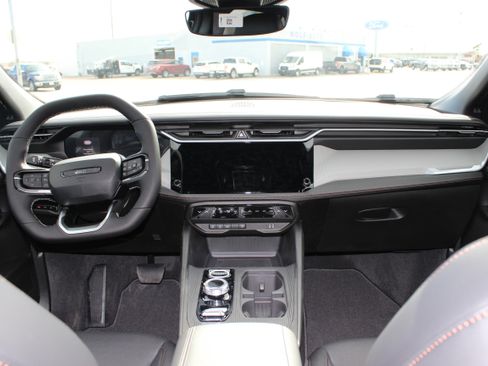 New 2026 Jeep Cherokee Limited AWD/4WD image 4