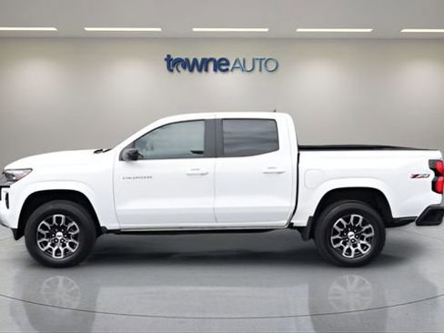 Used 2023 Chevrolet Colorado Z71 w/ Z71 Convenience Package 2 image 2