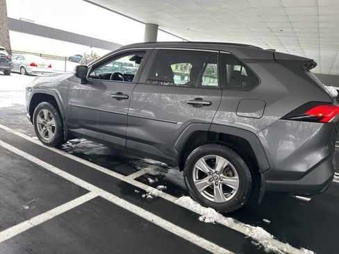 Used 2023 Toyota RAV4 XLE image 19
