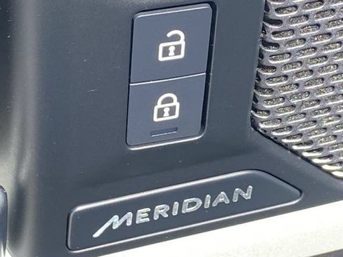 Used 2023 Land Rover Defender 110 S AWD/4WD image 16