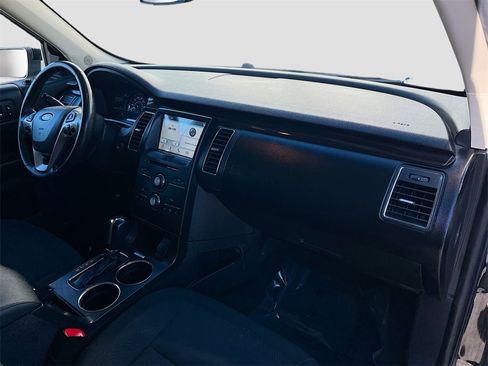 Used 2016 Ford Flex SEL image 26