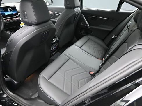 New 2026 BMW 550e xDrive w/ Executive Package AWD/4WD image 20