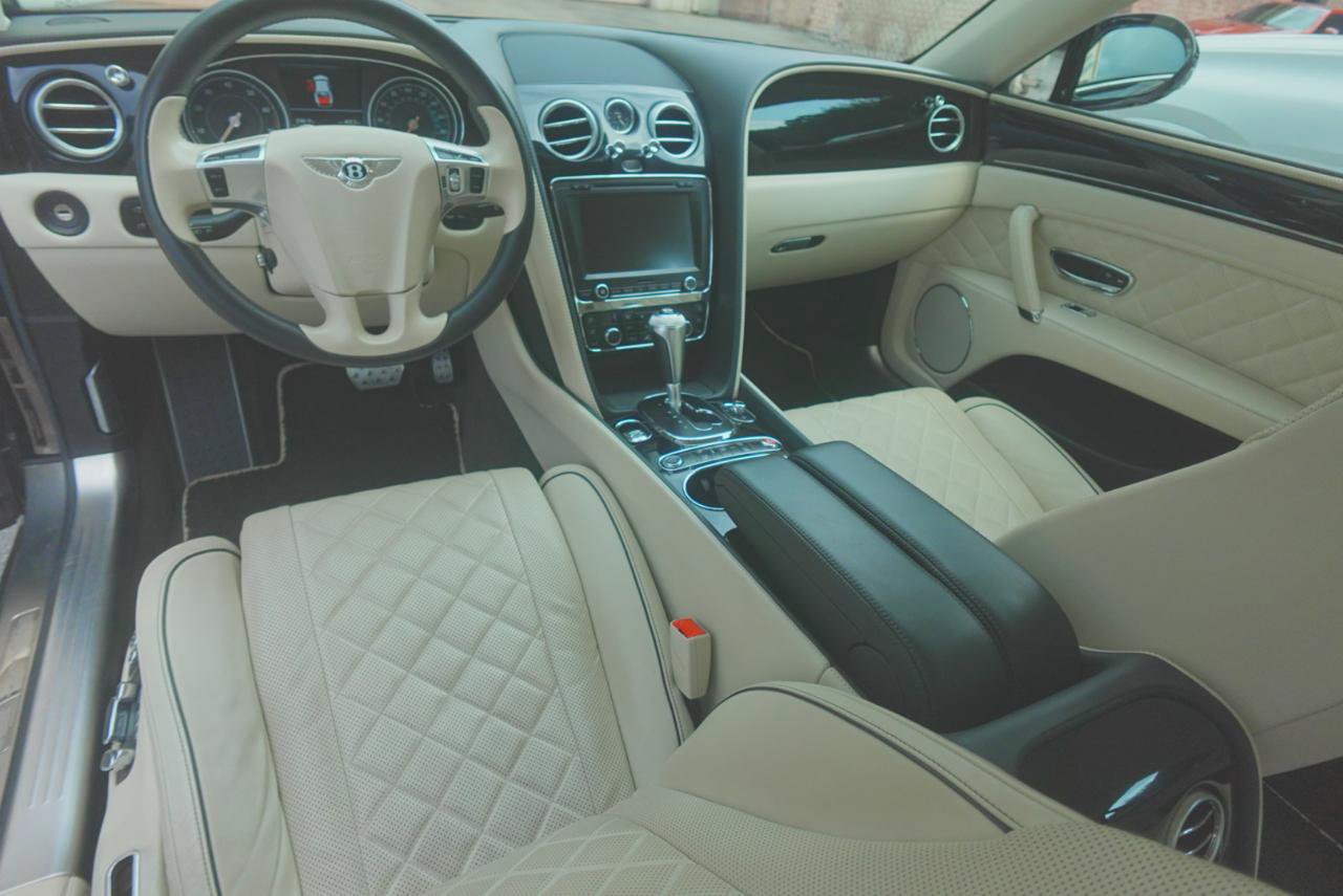 Used 2018 Bentley Flying Spur W12 AWD/4WD image 7