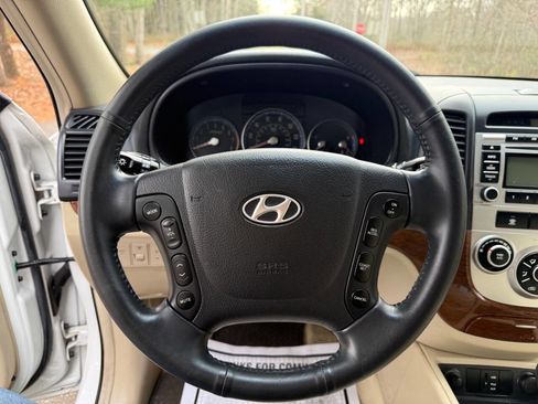 Used 2009 Hyundai Santa Fe SE image 21
