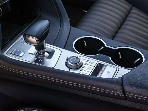 Used 2026 Genesis G70 2.5T Prestige RWD image 22